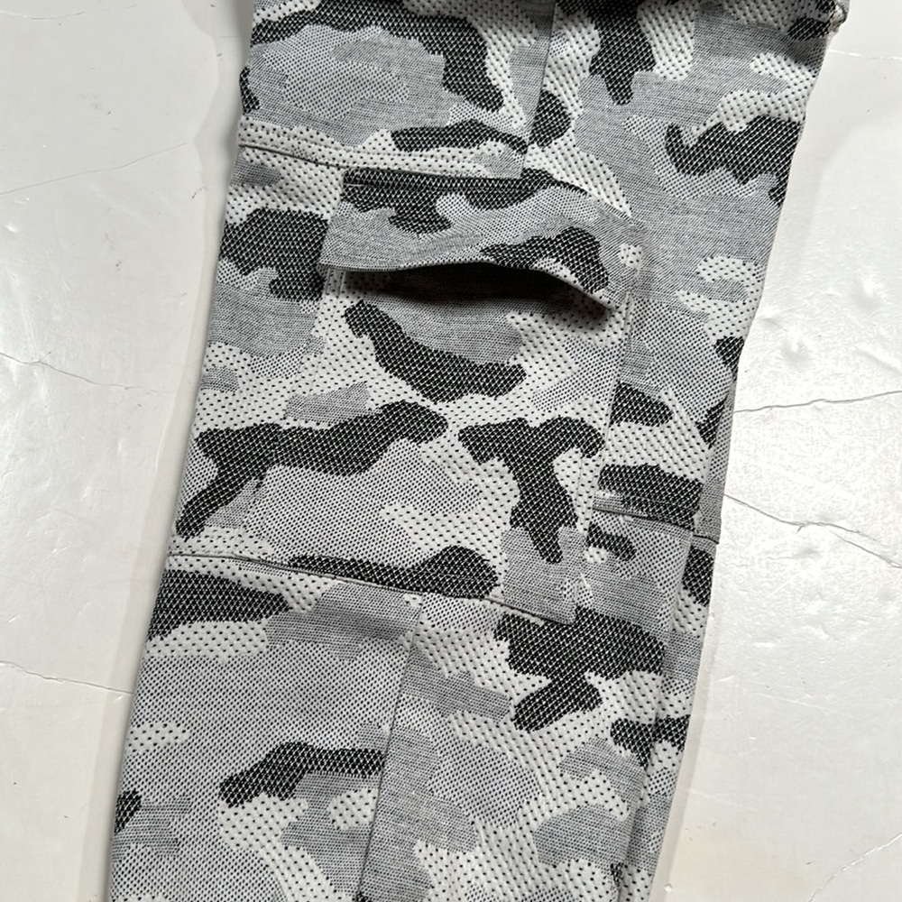 OAT NEW YORK Camo Utility Jogger - Picture 10 of 11
